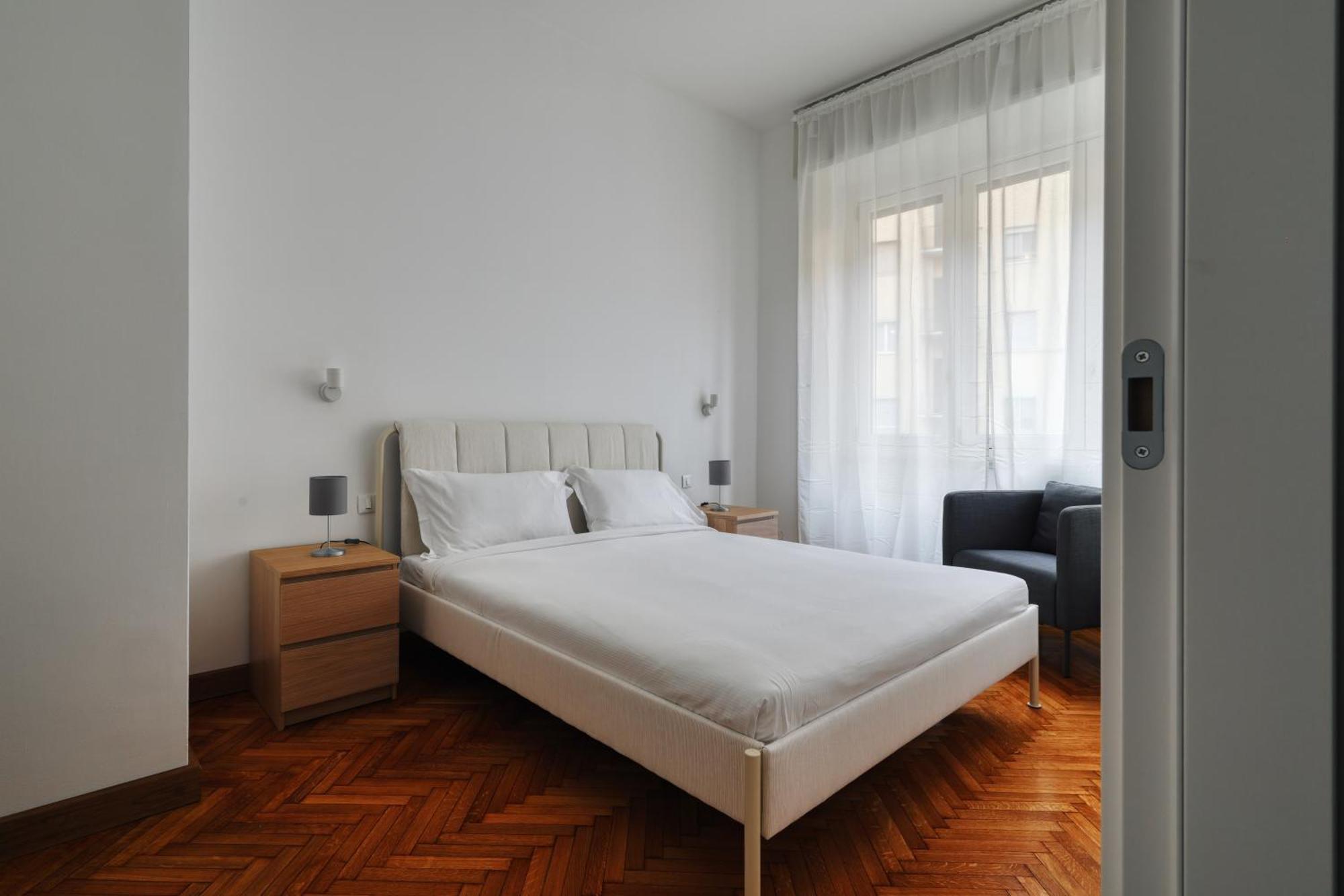 Joivy Chic 3-Bed Flat Near Colonne Di San Lorenzo Milano Eksteriør bilde